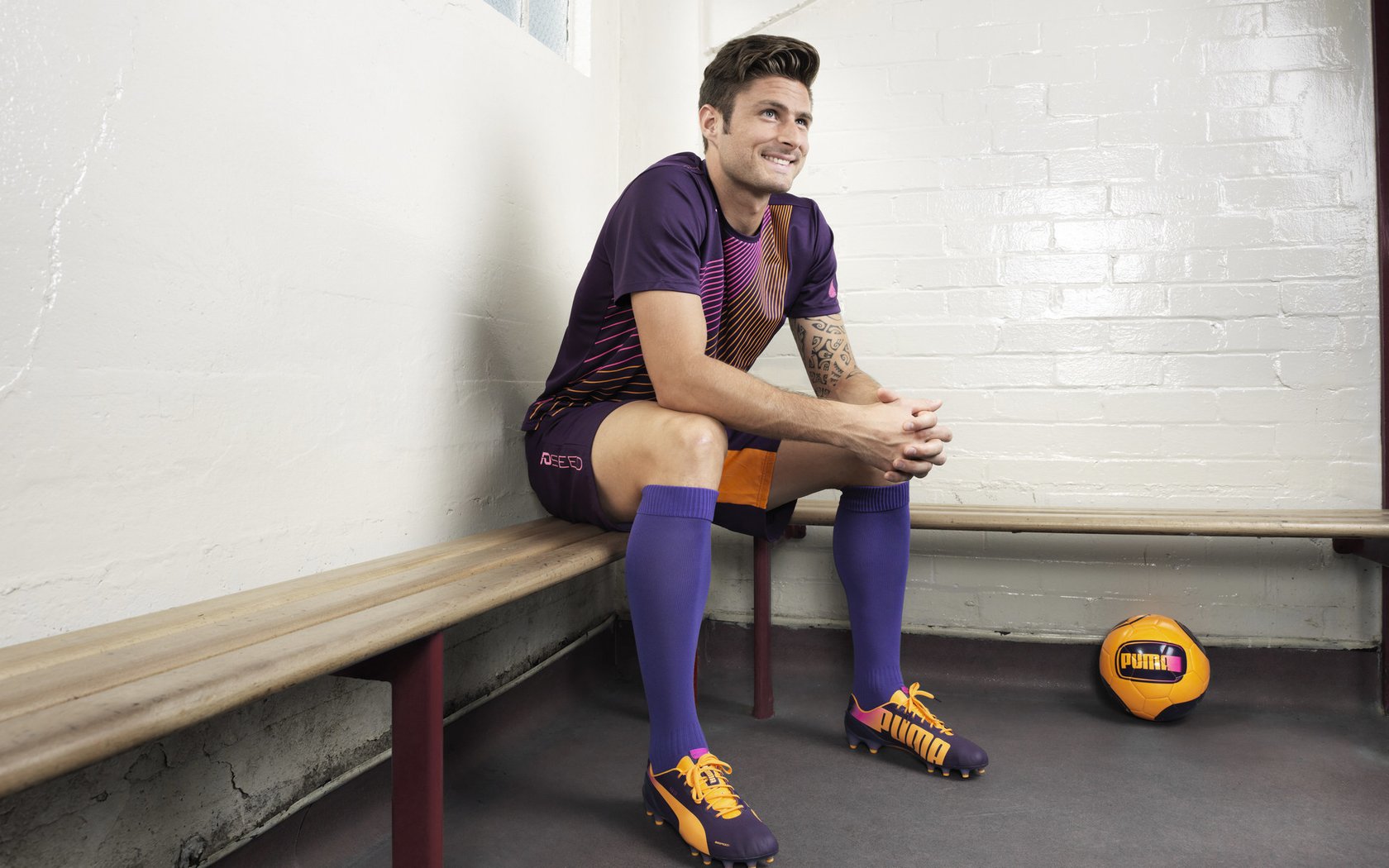 2026年世界杯亚洲区预选赛焦点战：国足主场迎战日本队